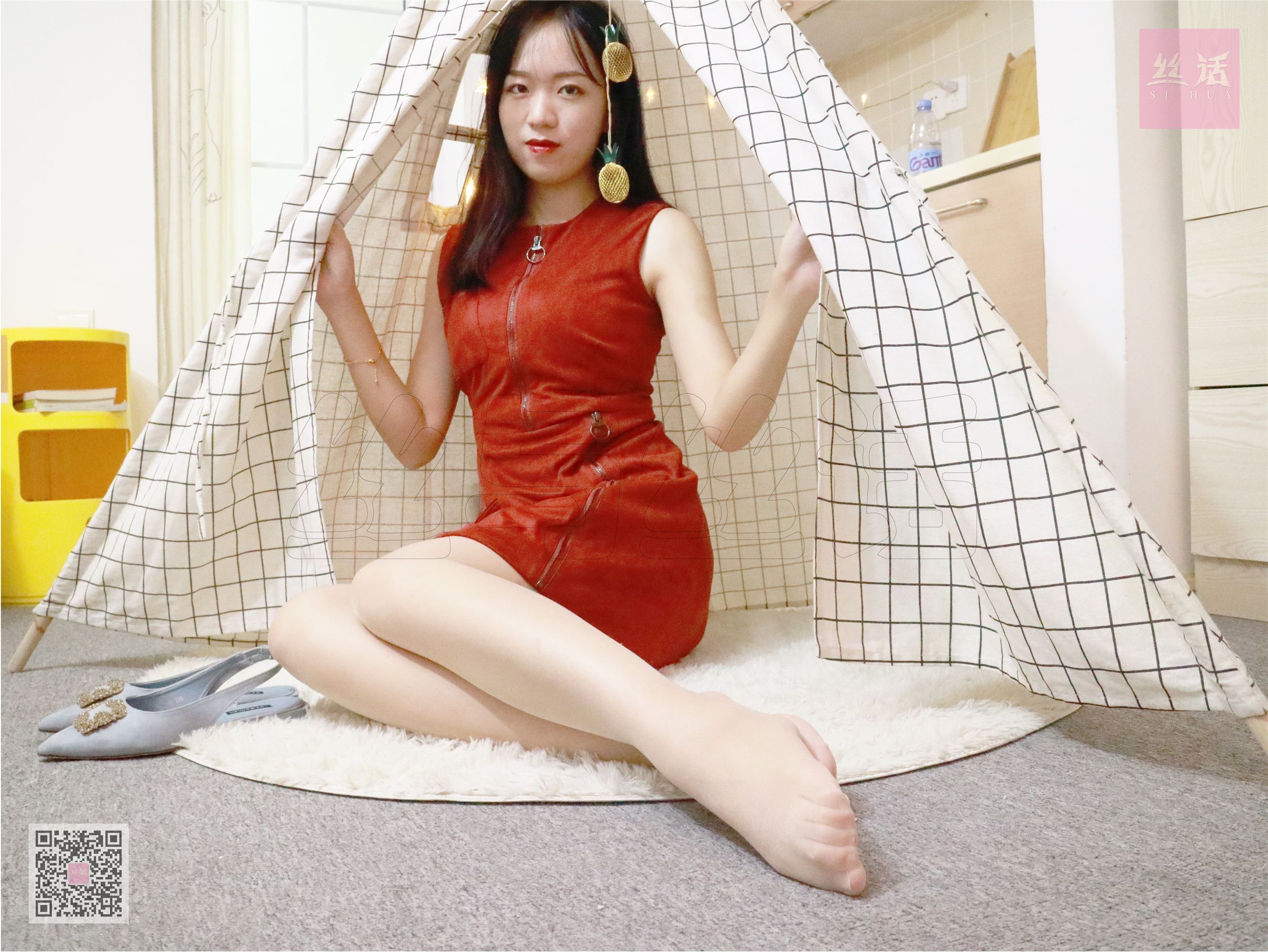 SiHua思话  SH001 子琦 大三学姐的第一次